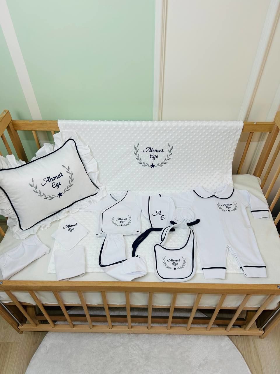 İsme Özel Tamamı Biyeli Nakışlı Hastane Çıkış Seti