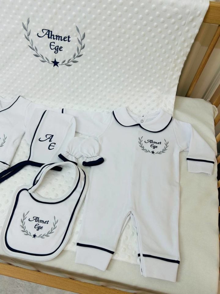 İsme Özel Tamamı Biyeli Nakışlı Hastane Çıkış Seti