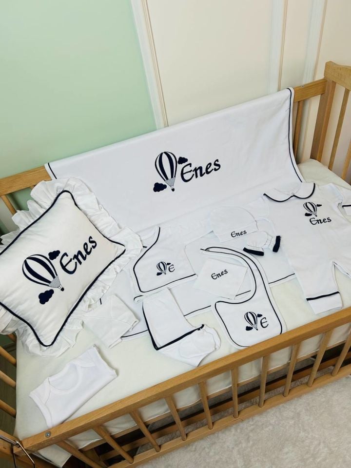 İsme Özel Tamamı Biyeli Nakışlı Hastane Çıkış Seti