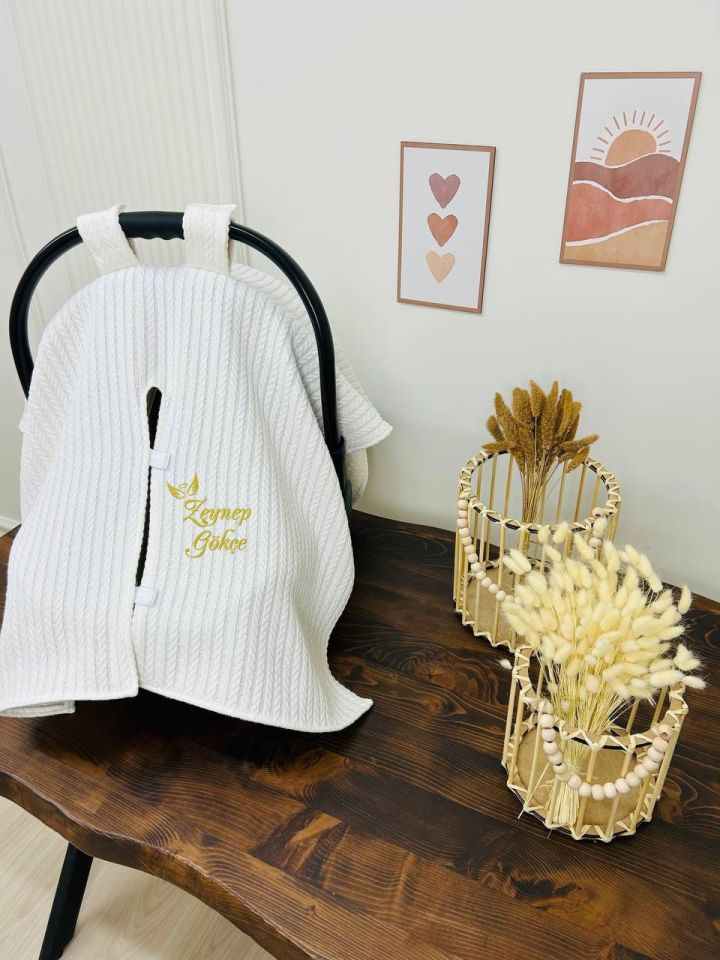 İsime Özel Puset Örtüsü Nakış İşlemeli