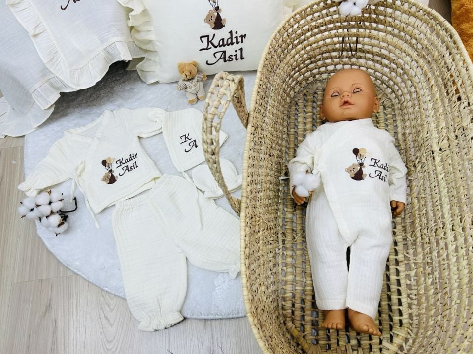 İsme Özel 4 Kat Müslin Hastane Çıkış Seti Ve Puset Örtüsü
