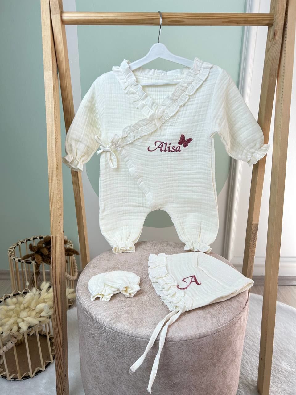 İsme Özel Nakış İşlemeli 4katlı Müslin Tulum Şapka