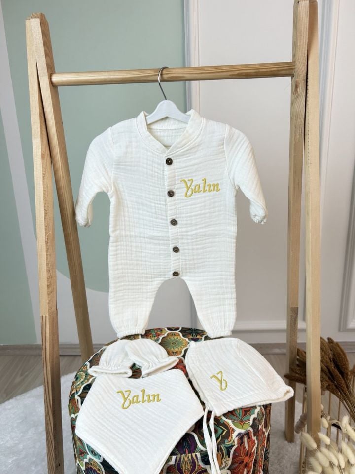 İsme Özel Nakış İşlemeli 4katlı Müslin Tulum Şapka