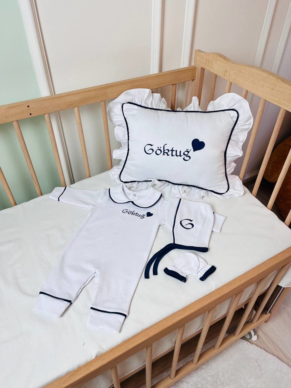 Lacivert Kalp Desenli Nakışlı Dört Parça Hastane Çıkışı