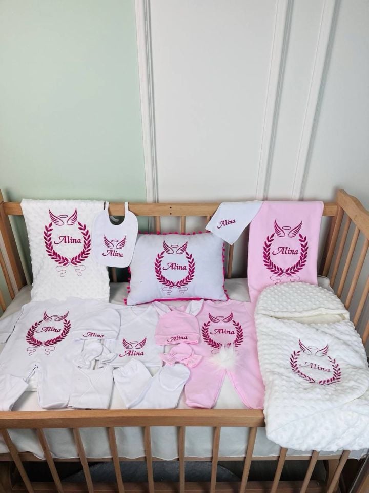 Nakışlı Beyaz Pembe Kanatlı  16 Parça Hastane Çıkış Seti