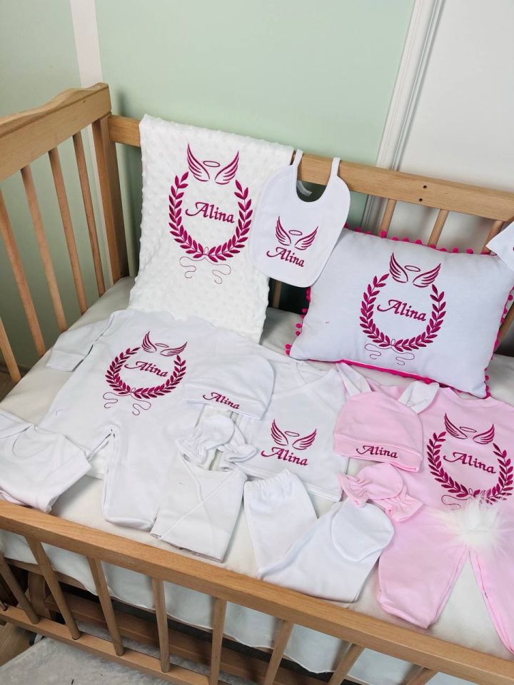 Nakışlı Beyaz Pembe Kanatlı  16 Parça Hastane Çıkış Seti