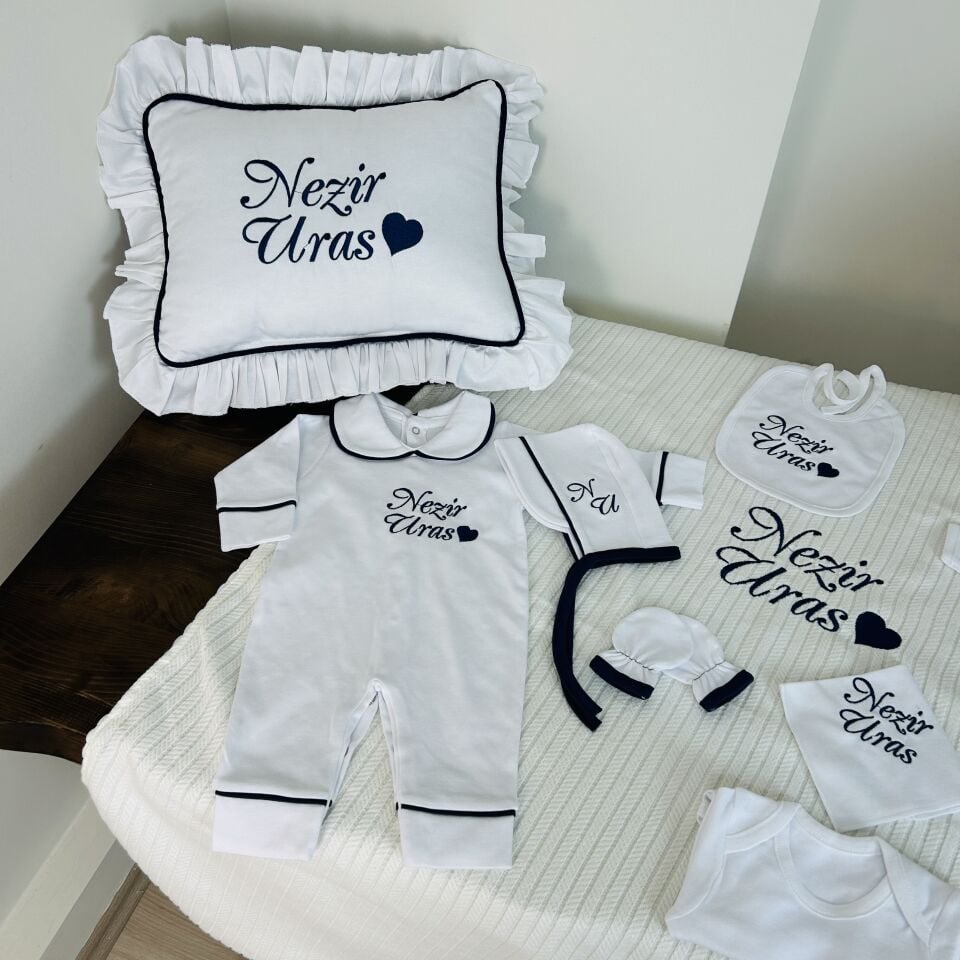 İsme Özel Kalp Desen Nakışlı Hastane Çıkış Seti Ve Puset Örtüsü