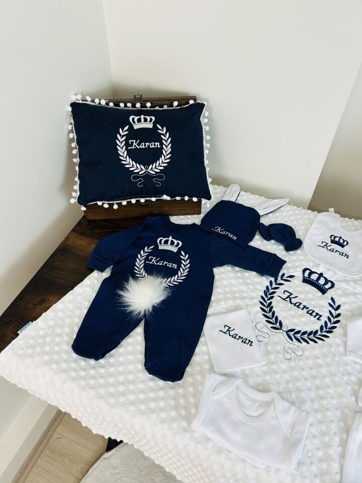 Nakışlı Beyaz Lacivert Hastane Çıkış Seti Yastıklı Ve Puset Örtüsü