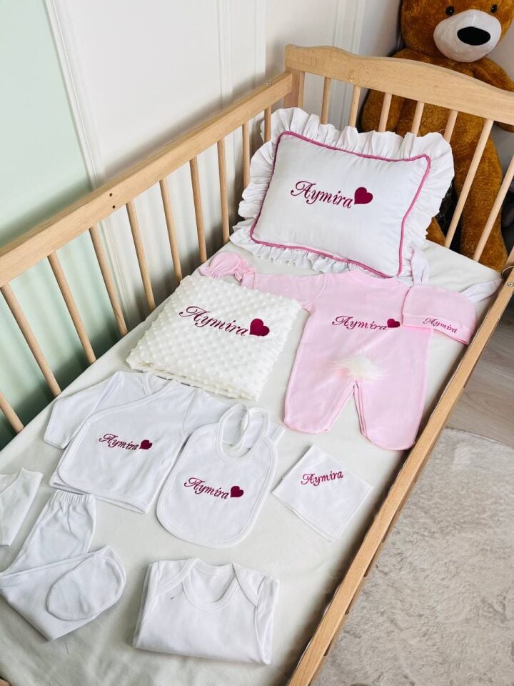 Nakışlı Beyaz Pembe Hastane Çıkış Seti Yastıklı Ve Puset Örtüsü