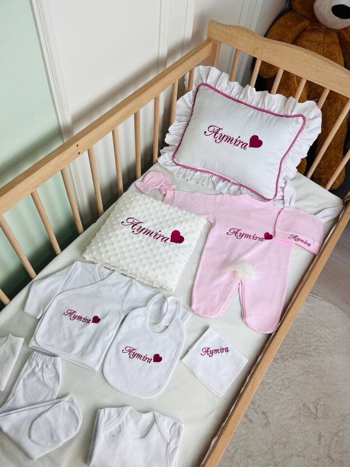 Nakışlı Beyaz Pembe Hastane Çıkış Seti Yastıklı Ve Puset Örtüsü
