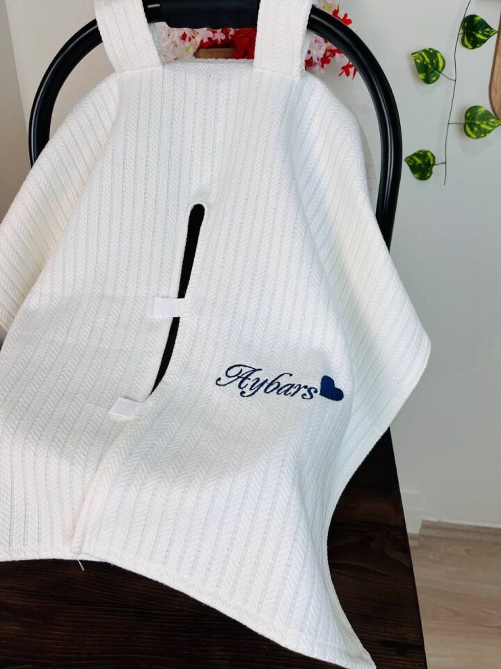 Nakışlı Beyaz Lacivert Hastane Çıkış Seti Yastıklı Ve Puset Örtüsü