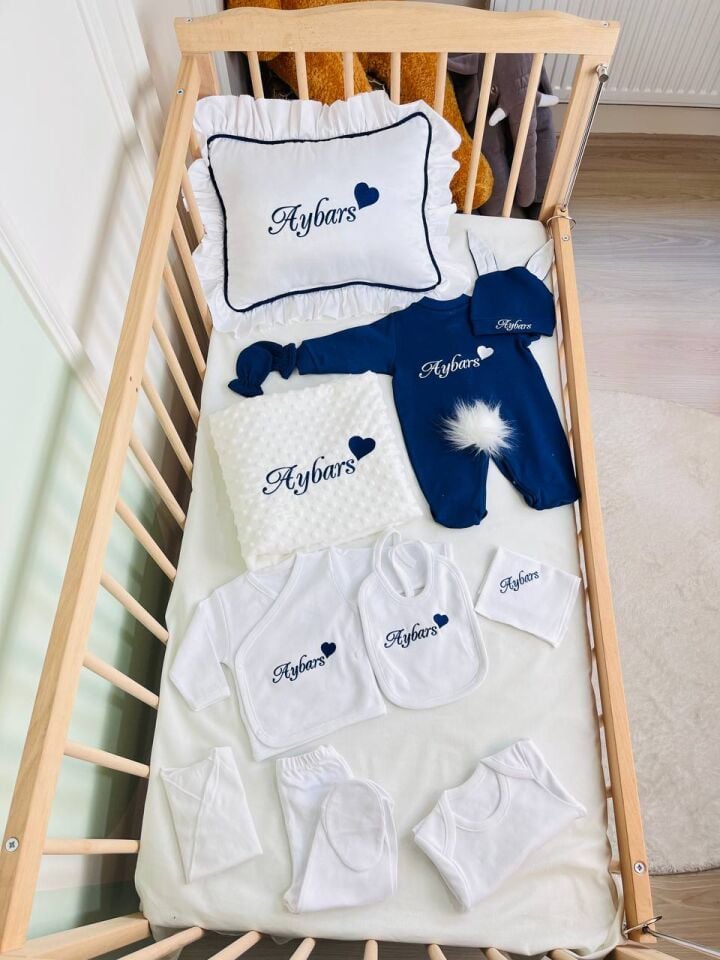 Nakışlı Beyaz Lacivert Hastane Çıkış Seti Yastıklı Ve Puset Örtüsü