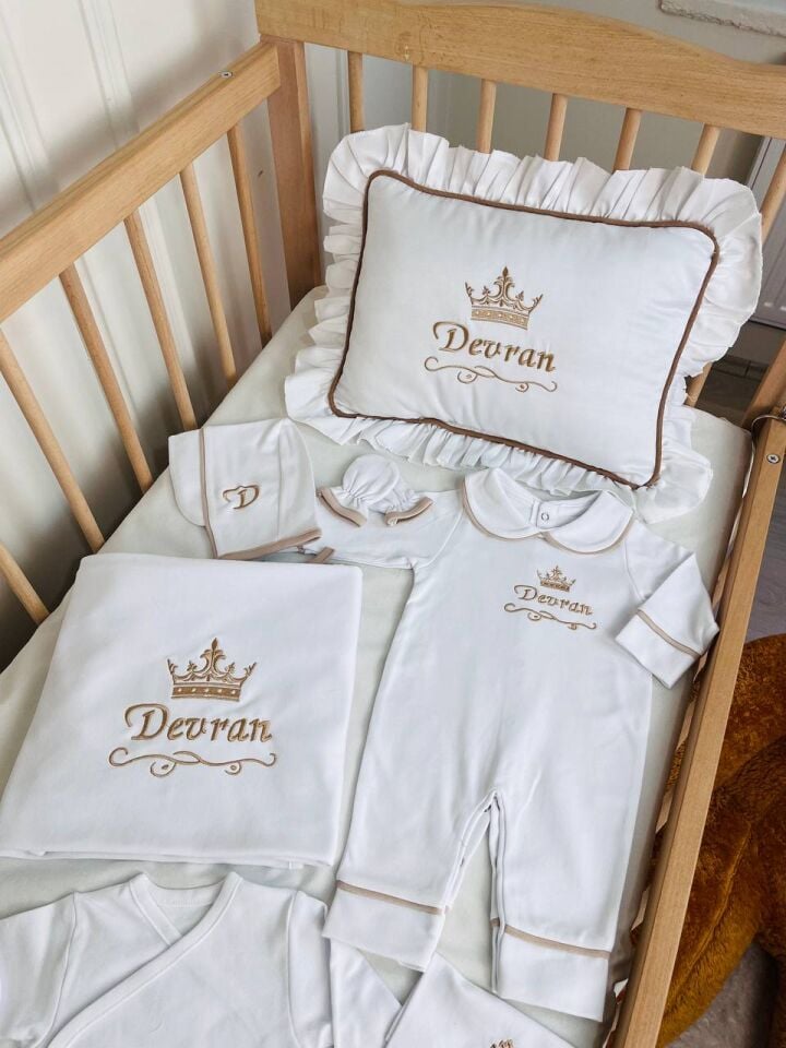 İsme Özel Taç Desen Nakışlı Hastane Çıkış Seti