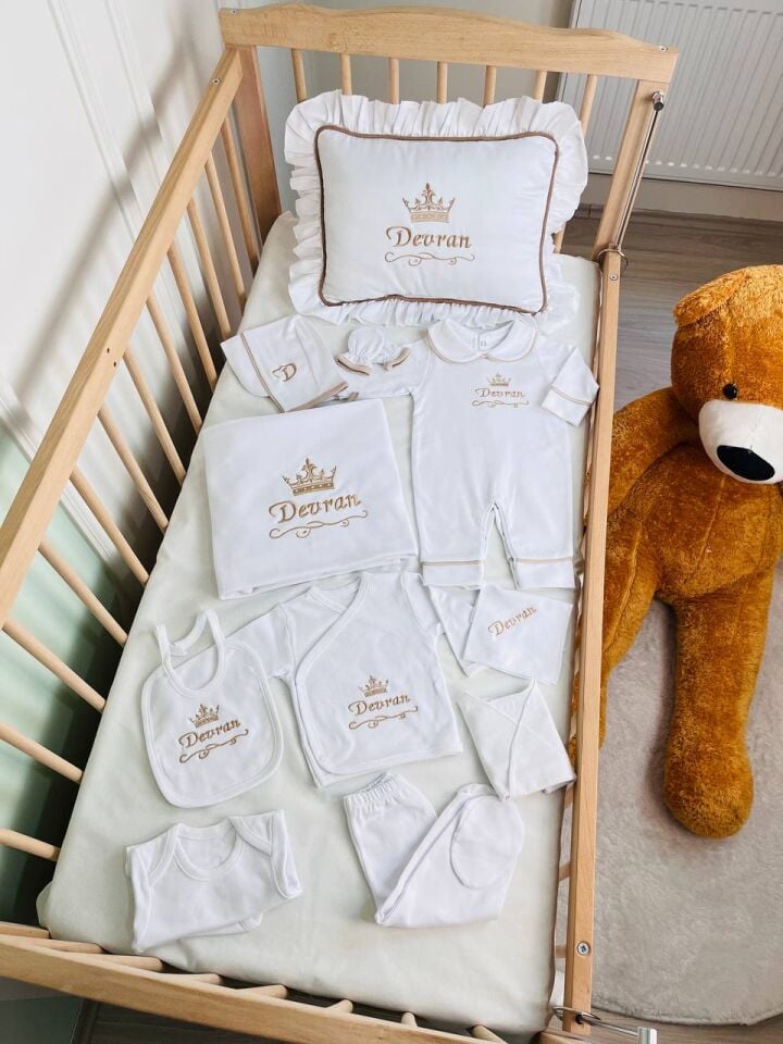 İsme Özel Taç Desen Nakışlı Hastane Çıkış Seti