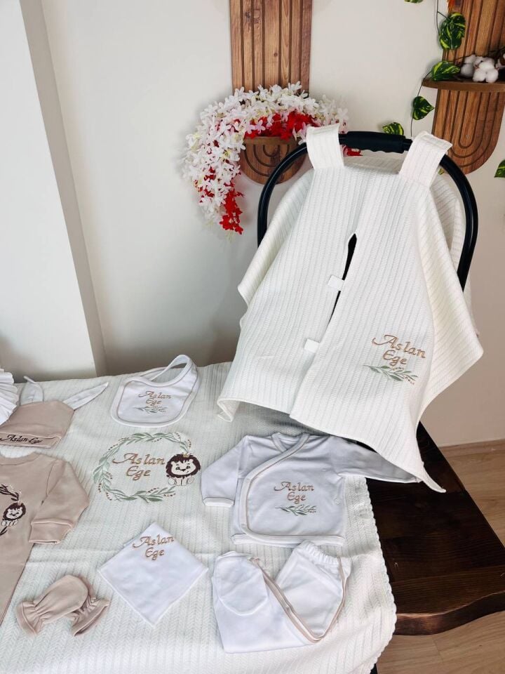 Nakışlı Hastane Çıkış Seti Yastıklı Ve Puset Örtüsü