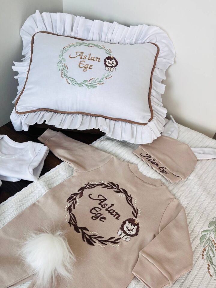 Nakışlı Hastane Çıkış Seti Yastıklı Ve Puset Örtüsü