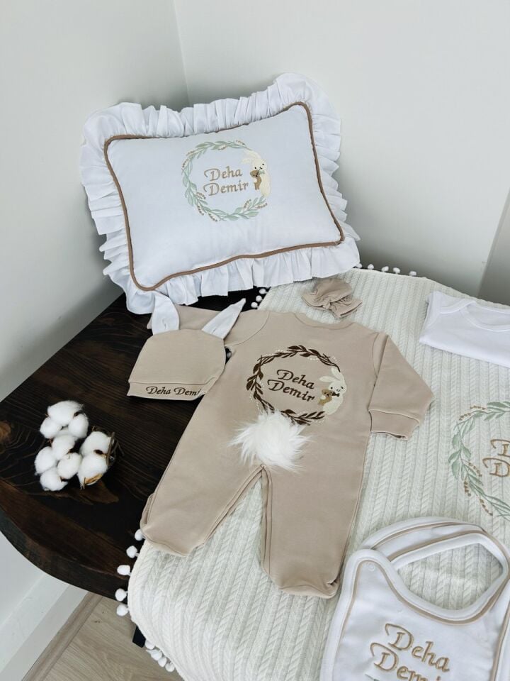 Nakışlı Hastane Çıkış Seti Yastıklı