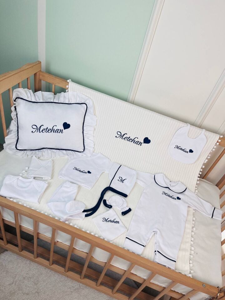 İsme Özel Desen Nakışlı Hastane Çıkış Seti