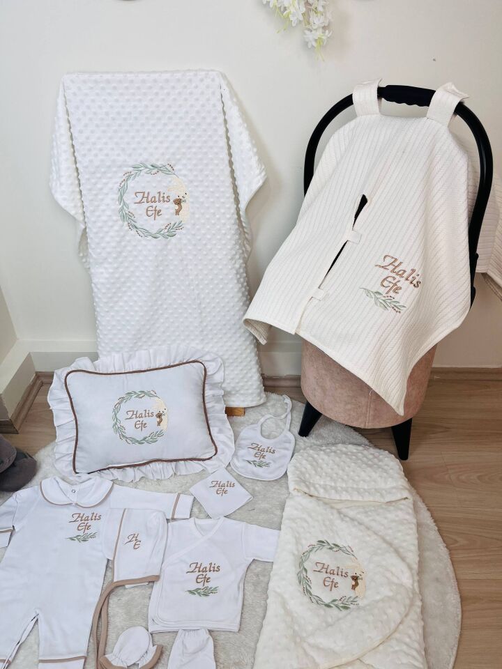 İsme Özel Desen Nakışlı Hastane Çıkış Seti Kundak Ve Puset Örtüsü