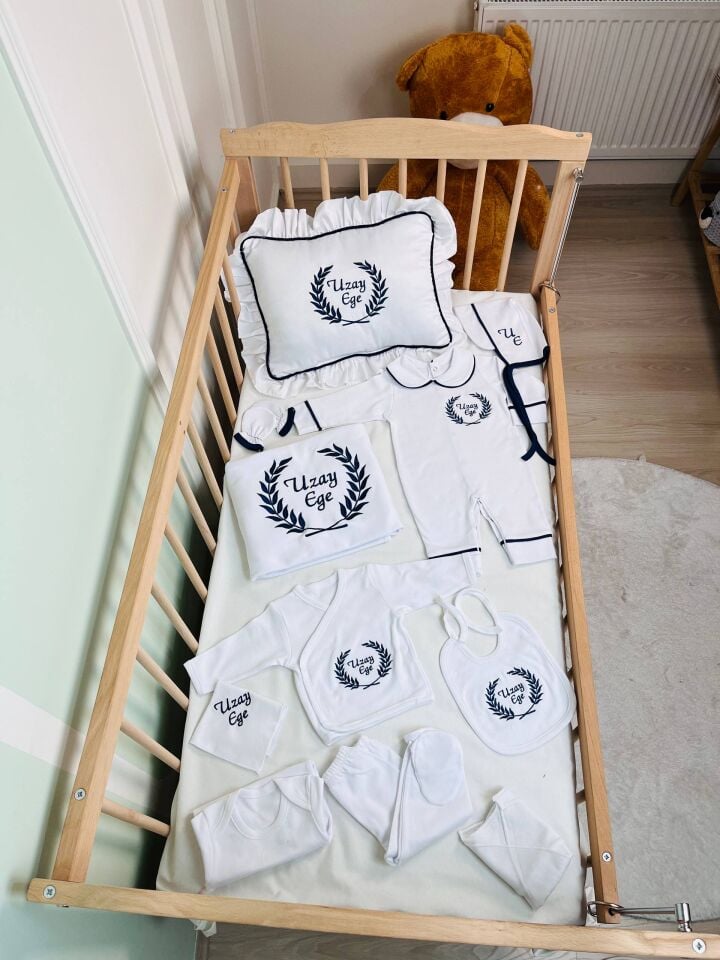 İsme Özel Desen Nakışlı Hastane Çıkış Seti