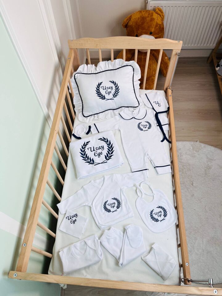 İsme Özel Desen Nakışlı Hastane Çıkış Seti