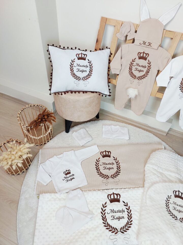 Nakışlı Beyaz Kahverengi Taçlı 16 Parça Hastane Çıkış Seti