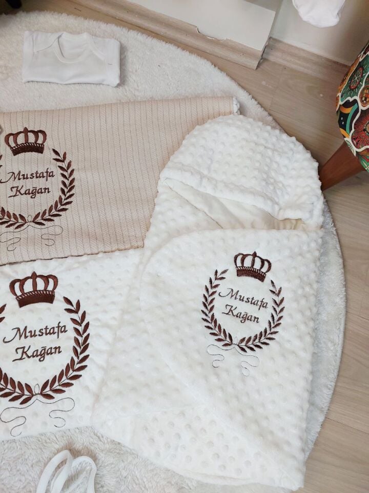 Nakışlı Beyaz Kahverengi Taçlı 16 Parça Hastane Çıkış Seti