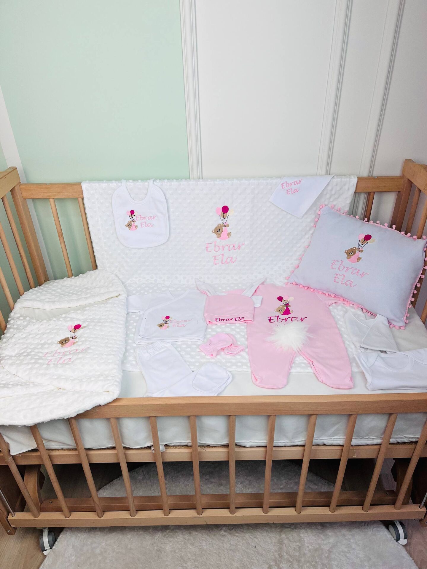 Avantajlı 12 Parça Pembe Ayıcıklı Nakışlı Set