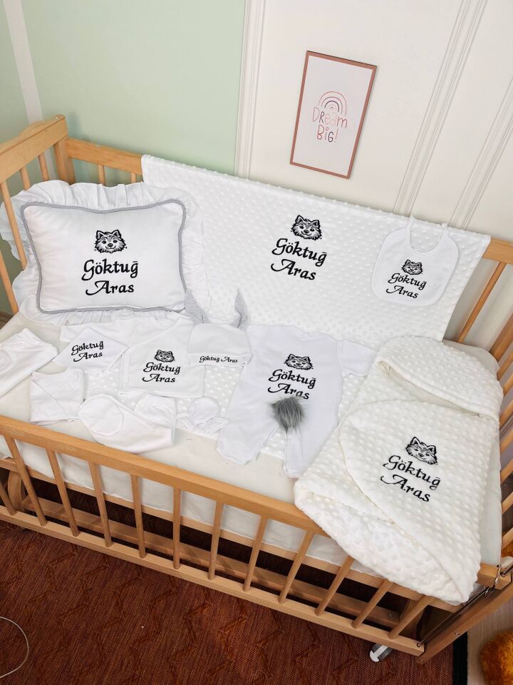 Avantajlı 12 Parça Kurt Desen Nakışlı Set