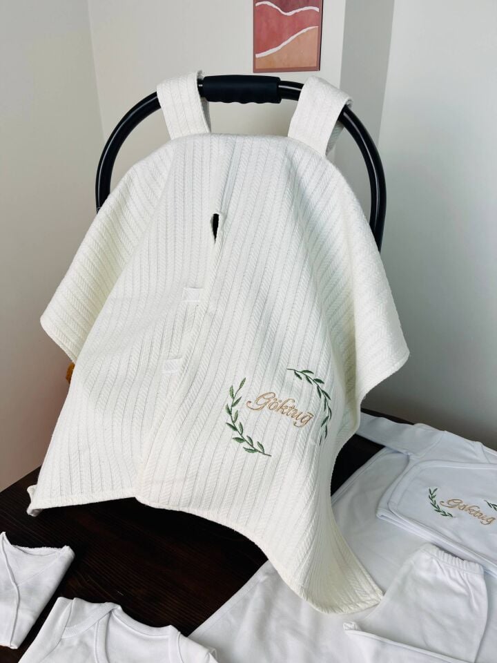 İsme Özel Desen Nakışlı Hastane Çıkış Seti Ve Puset Örtüsü