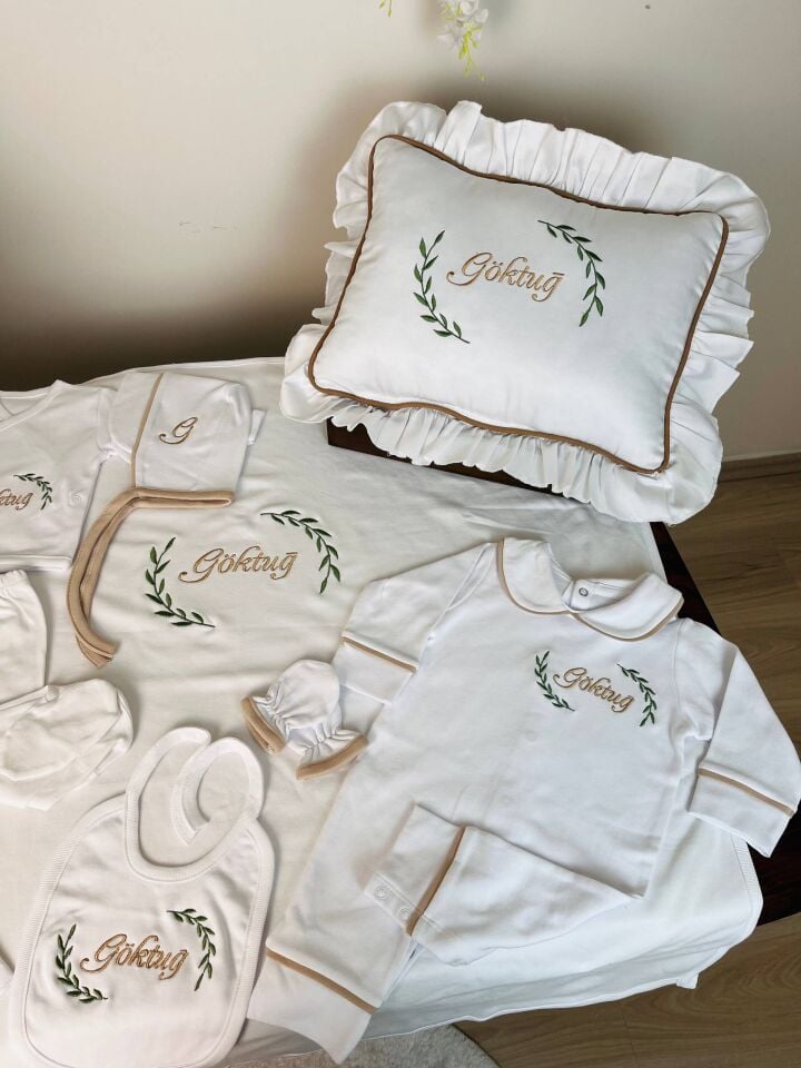 İsme Özel Desen Nakışlı Hastane Çıkış Seti Ve Puset Örtüsü