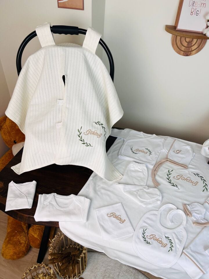 İsme Özel Desen Nakışlı Hastane Çıkış Seti Ve Puset Örtüsü