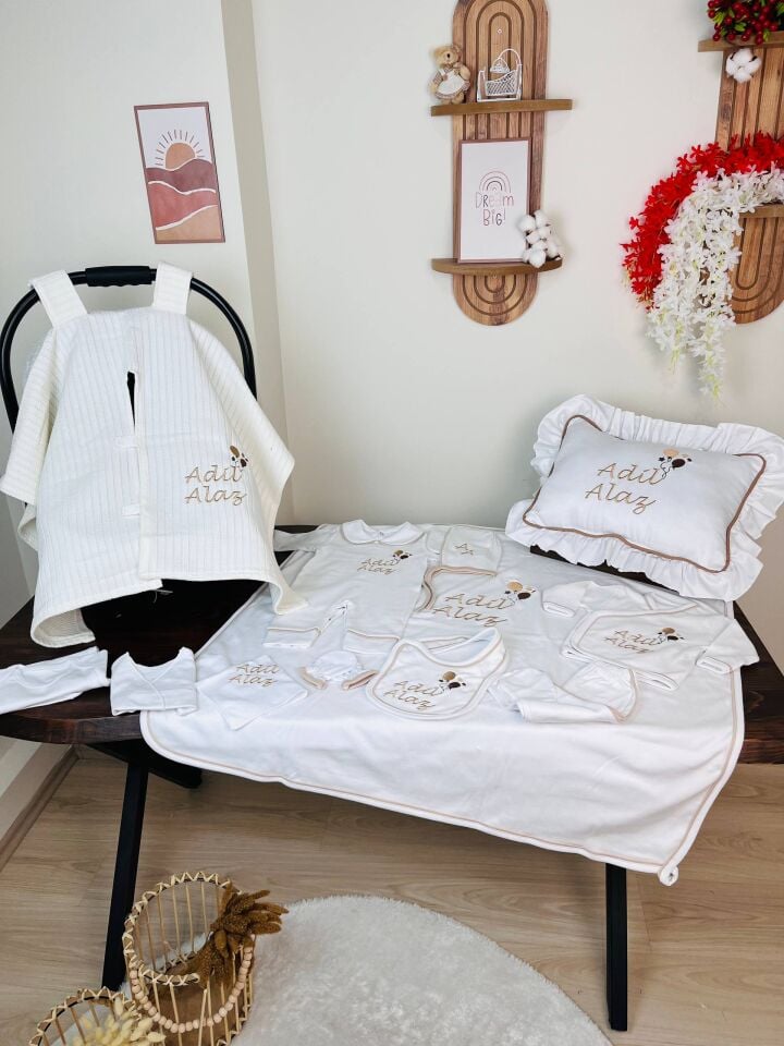 İsme Özel Desen Nakışlı Hastane Çıkış Seti Ve Puset Örtüsü