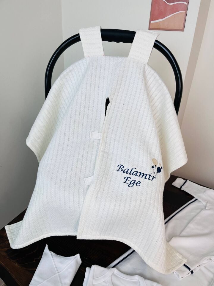 İsme Özel Tamamı Biyeli Hastane Çıkış Seti Ve Puset Örtüsü