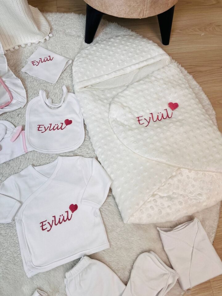 İsme Özel Desen Nakışlı Hastane Çıkış Seti Ve Puset Örtüsü