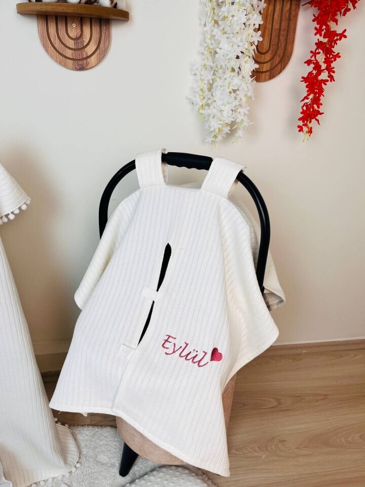 İsme Özel Desen Nakışlı Hastane Çıkış Seti Ve Puset Örtüsü