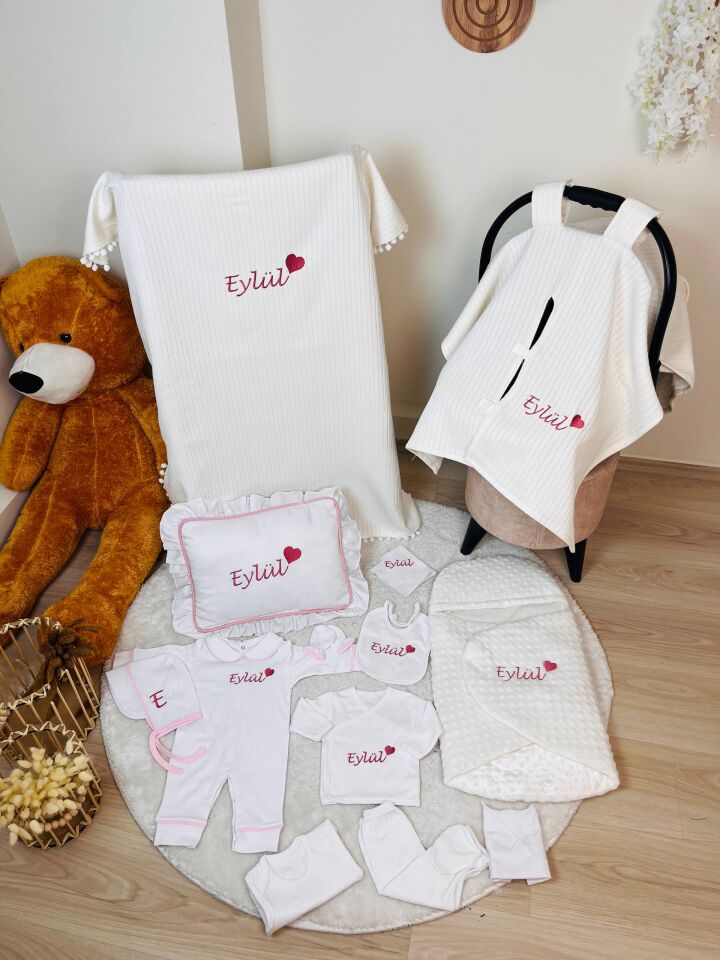 İsme Özel Desen Nakışlı Hastane Çıkış Seti Ve Puset Örtüsü