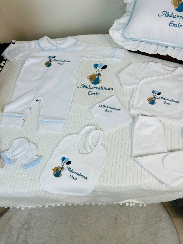 İsme Özel Ayıcık Desen Nakışlı Hastane Çıkış Seti Ve Puset Örtüsü