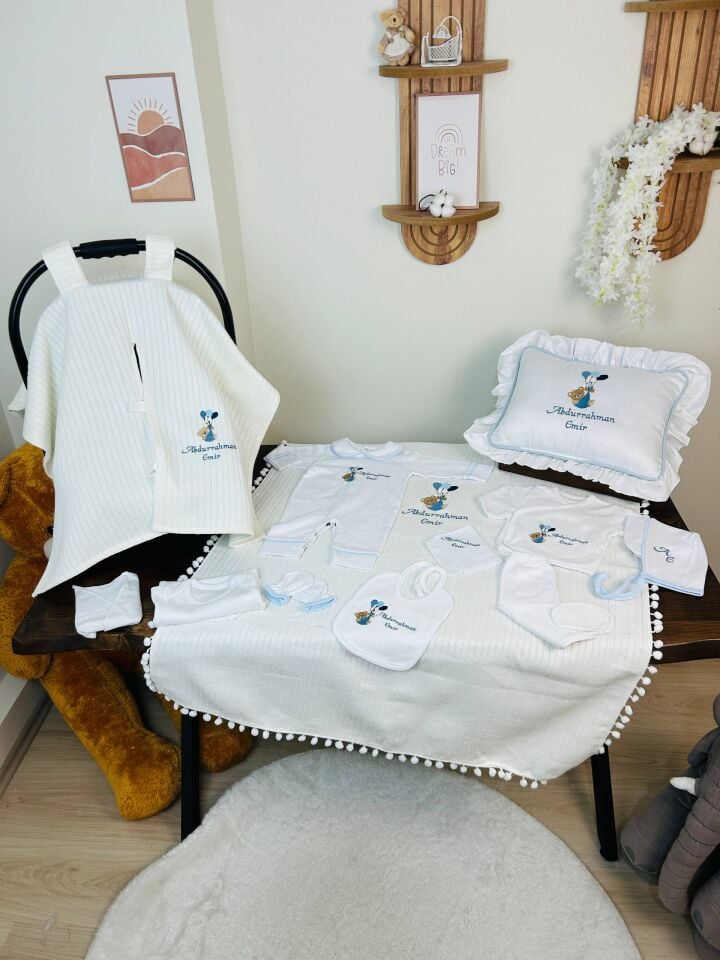 İsme Özel Desen Nakışlı Hastane Çıkış Seti Ve Puset Örtüsü