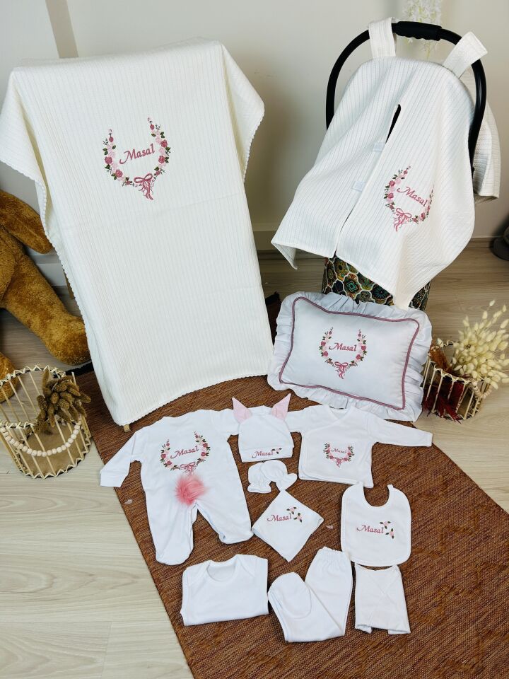 Çiçek Nakışlı Hastane Çıkış Seti Ve Puset Örtüsü %100 Pamuk