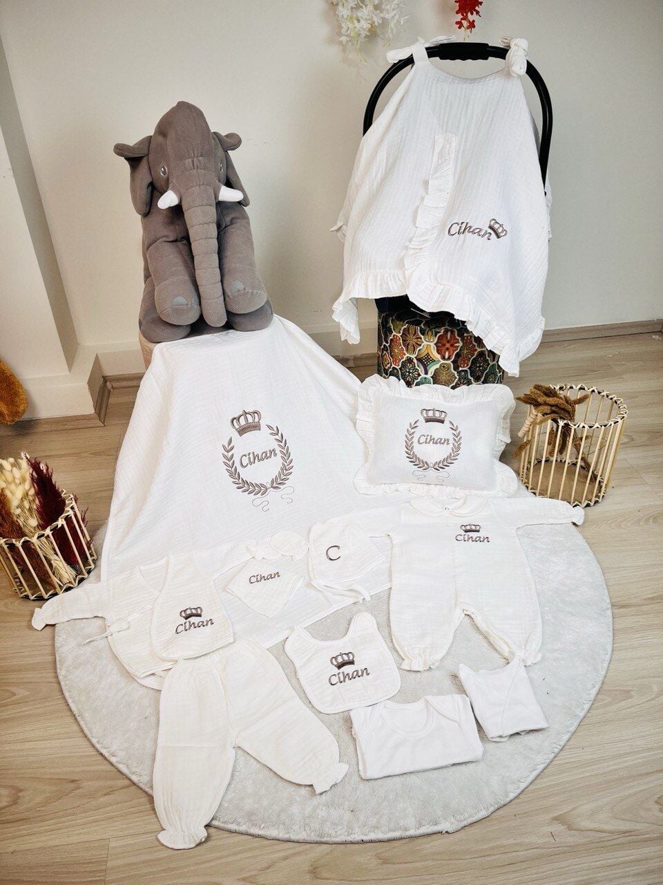 Nakış İşlemeli Müslin Hastane Çıkışı 12 Parça