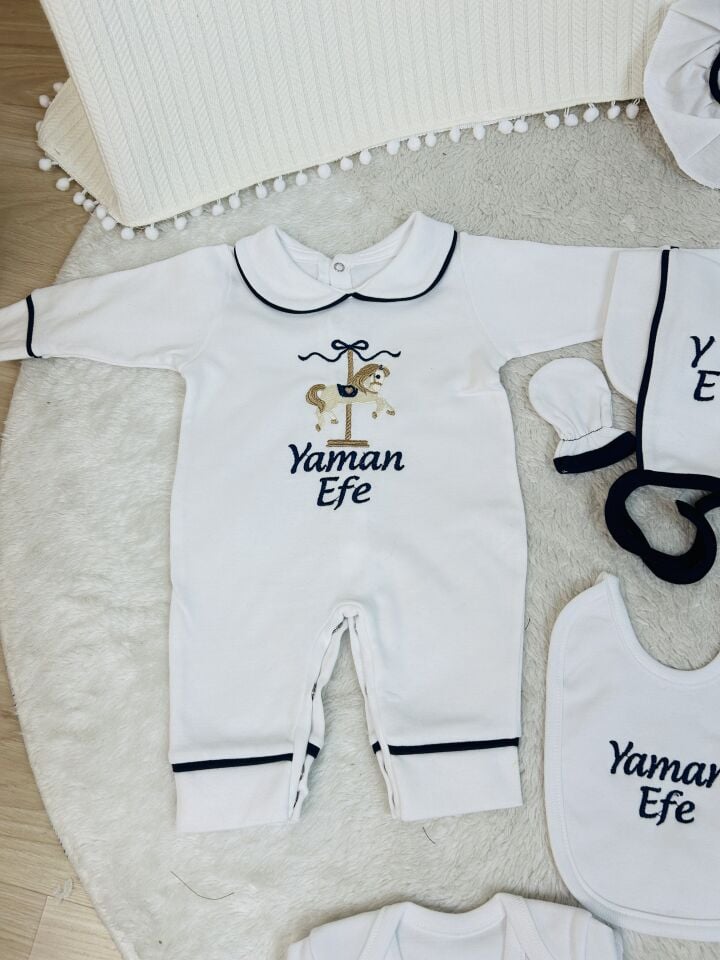 Atlı Karınca Konseptli Nakışlı Set 12 Parça