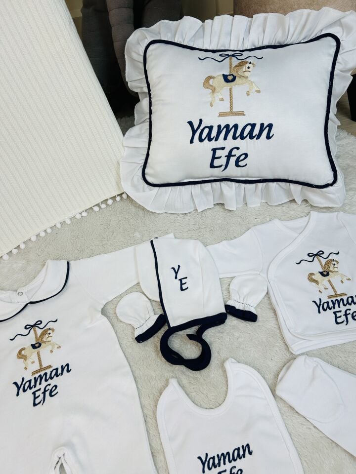 Atlı Karınca Konseptli Nakışlı Set 12 Parça