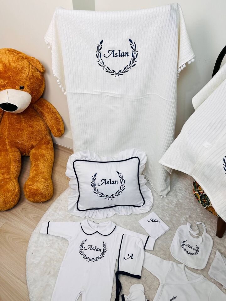 Premium Çelenk Desenli Set